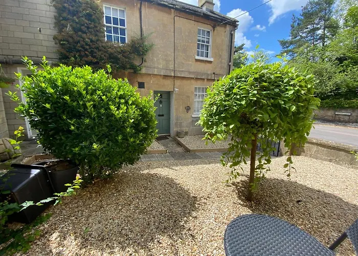 Chapel Cottage Idylic Village Holiday Home